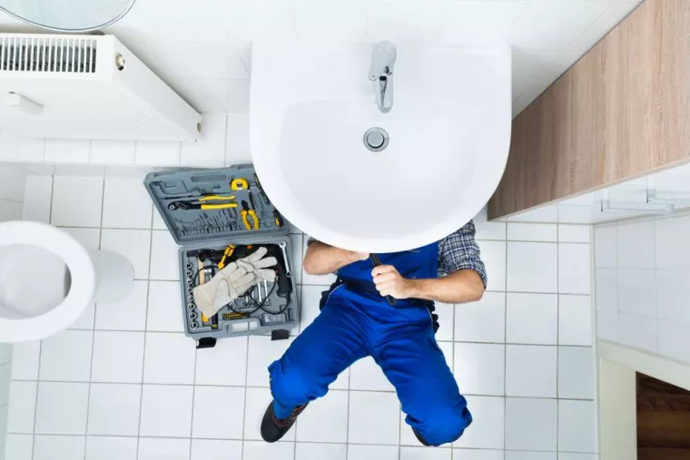 Dépannage d'urgence : fuite de sanitaire au rez-de-chaussée, Ajaccio, AJACCIO SOLUTION THERMIQUE